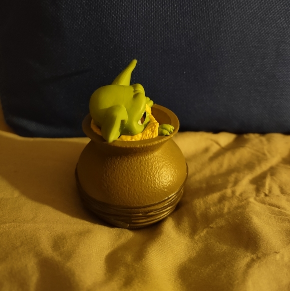 Star Wars' Grogu Jar Hideway - Picture 3 of 4